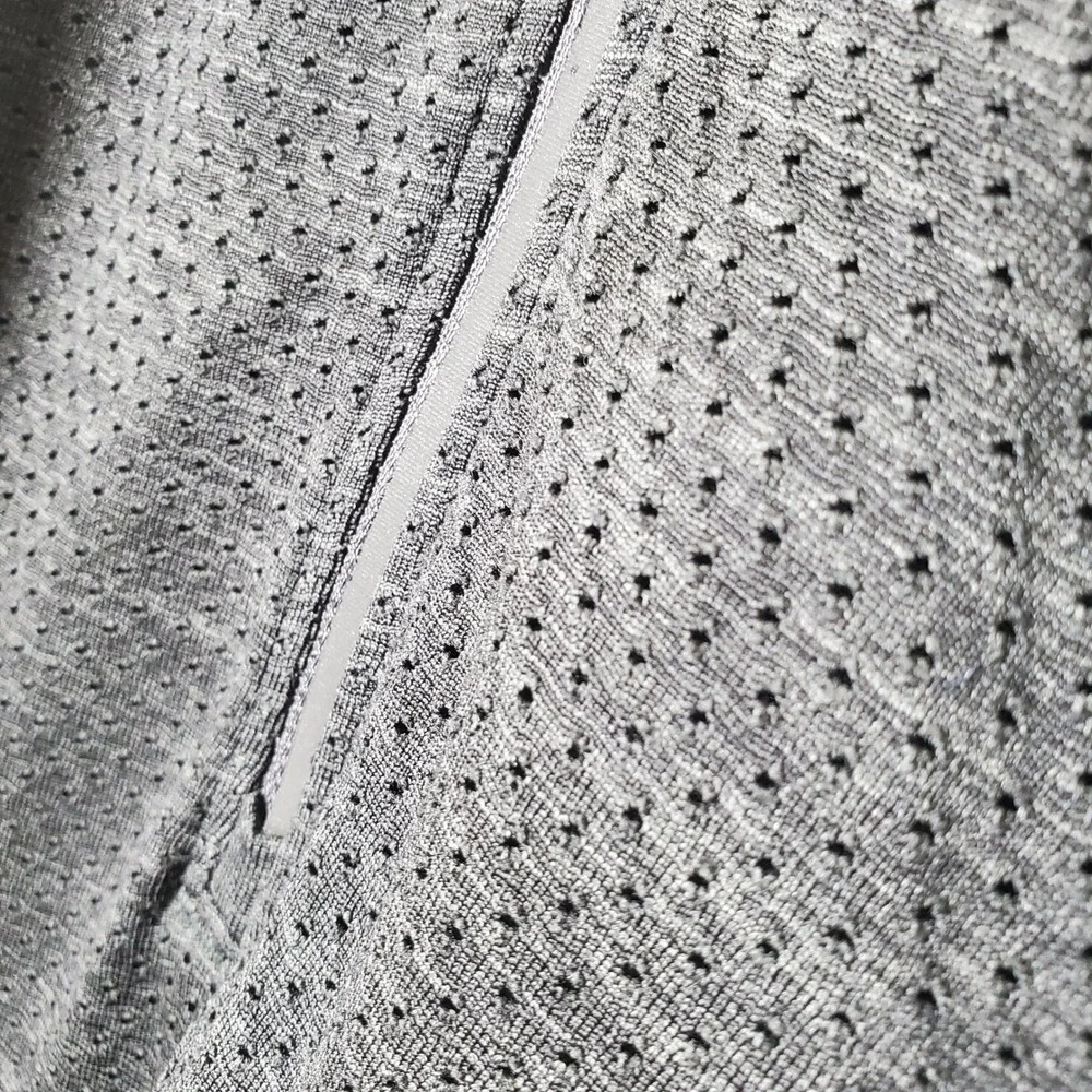 Lululemon Metal Vent Tech Half Zip Pullover Graphite Ventilated Mesh Mens XL